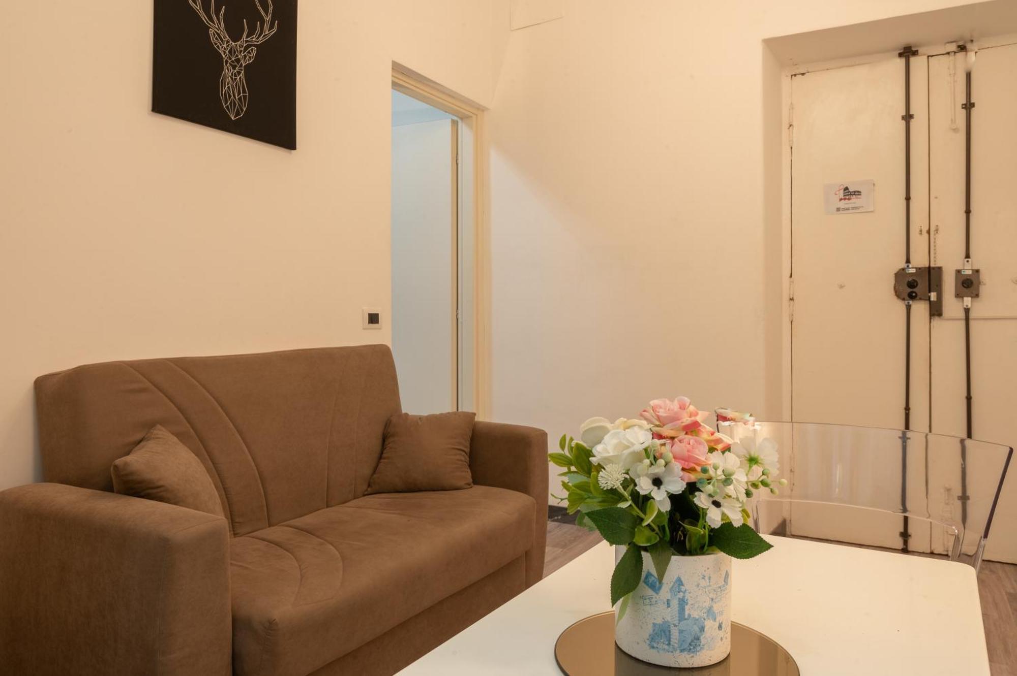 Cairoli 1 House G&B Colisee Ρώμη Εξωτερικό φωτογραφία