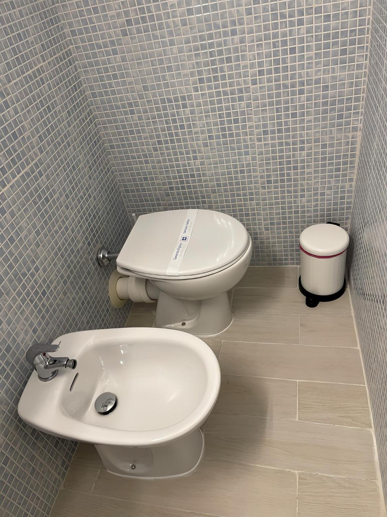 Cairoli 1 House G&B Colisee Ρώμη Εξωτερικό φωτογραφία