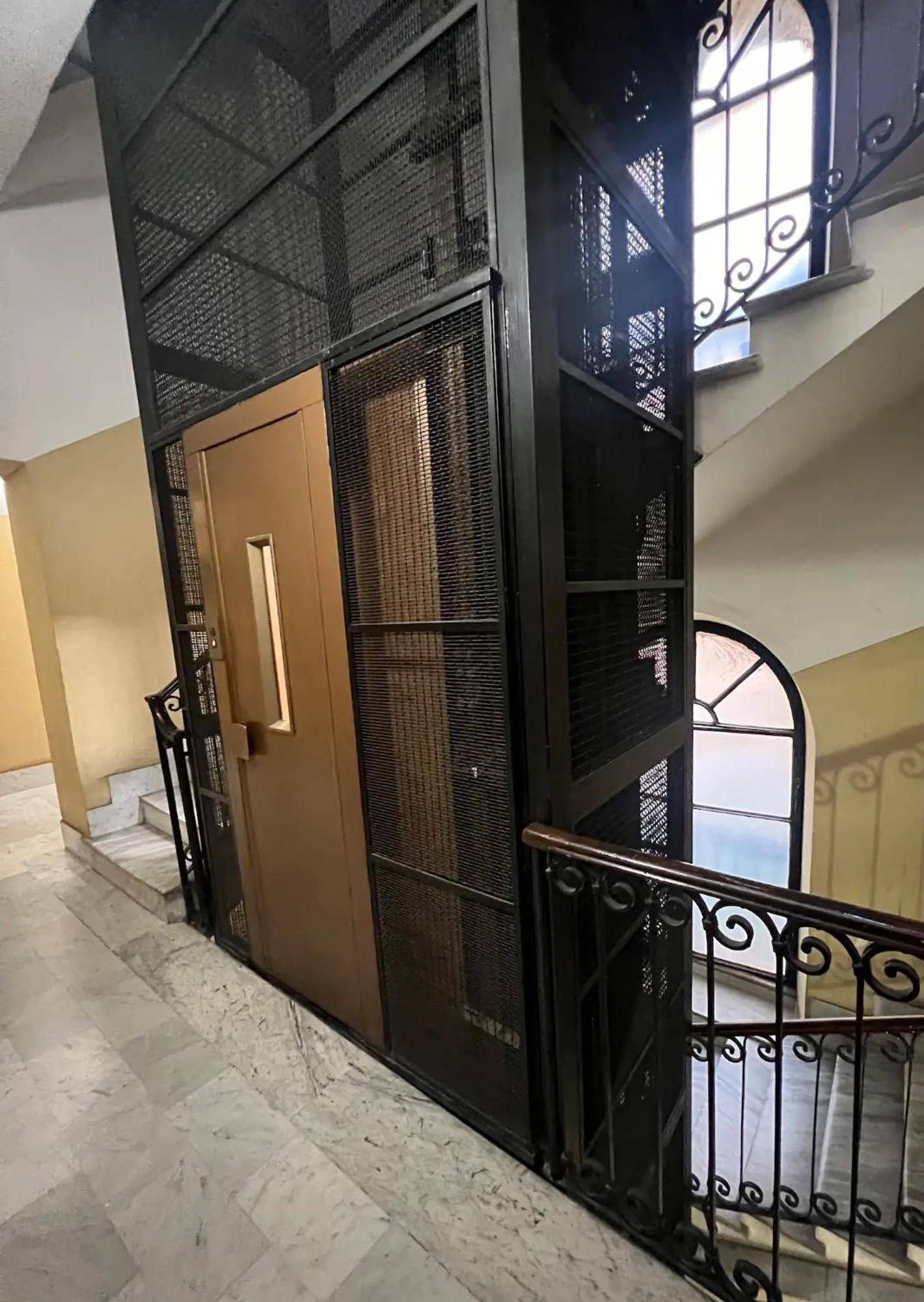 Cairoli 1 House G&B Colisee Ρώμη Εξωτερικό φωτογραφία